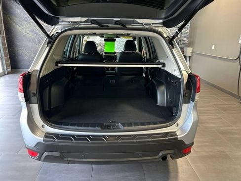 Used 2023 Subaru Forester Limited AWD/4WD image 36