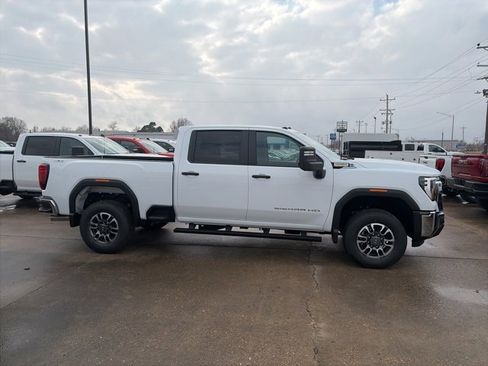 New 2026 GMC Sierra 3500 Pro image 7