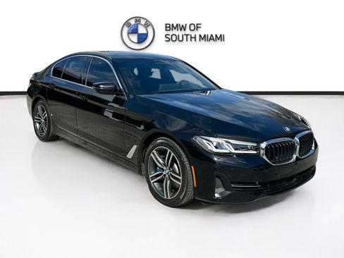 Used 2023 BMW 530i w/ Executive Package image 1