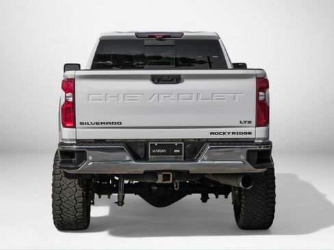 Used 2020 Chevrolet Silverado 2500 LTZ w/ LTZ Premium Package image 7
