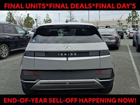 Used 2023 Hyundai Ioniq 5 SE w/ Cargo Package image 6