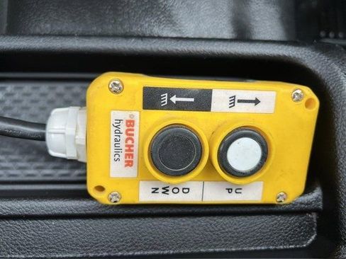 Used 2023 RAM 3500 Tradesman w/ Chrome Appearance Group image 28