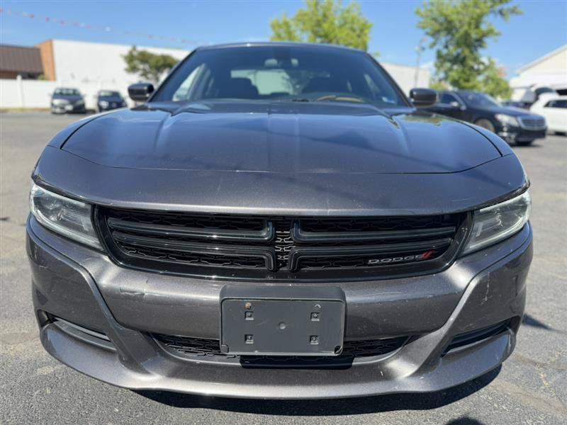 Used 2019 Dodge Charger SXT RWD image 9