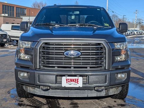 Used 2016 Ford F150 XLT w/ Equipment Group 302A Luxury image 9