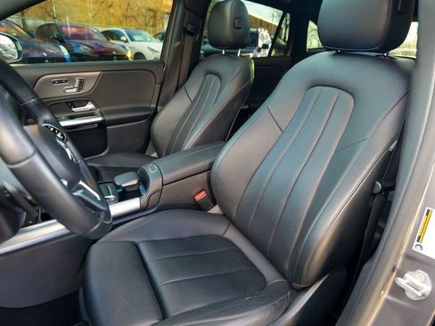 Used 2021 Mercedes-Benz GLA 250 4MATIC image 23