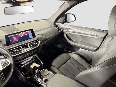 Certified 2024 BMW X3 xDrive30i w/ M Sport Package image 24