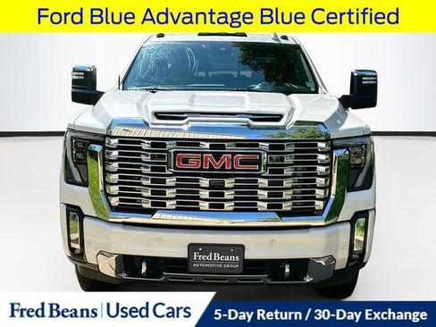 Used 2024 GMC Sierra 3500 Denali w/ Denali Reserve Package AWD/4WD image 2