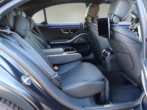 Used 2025 Mercedes-Benz S 63 AMG S image 20