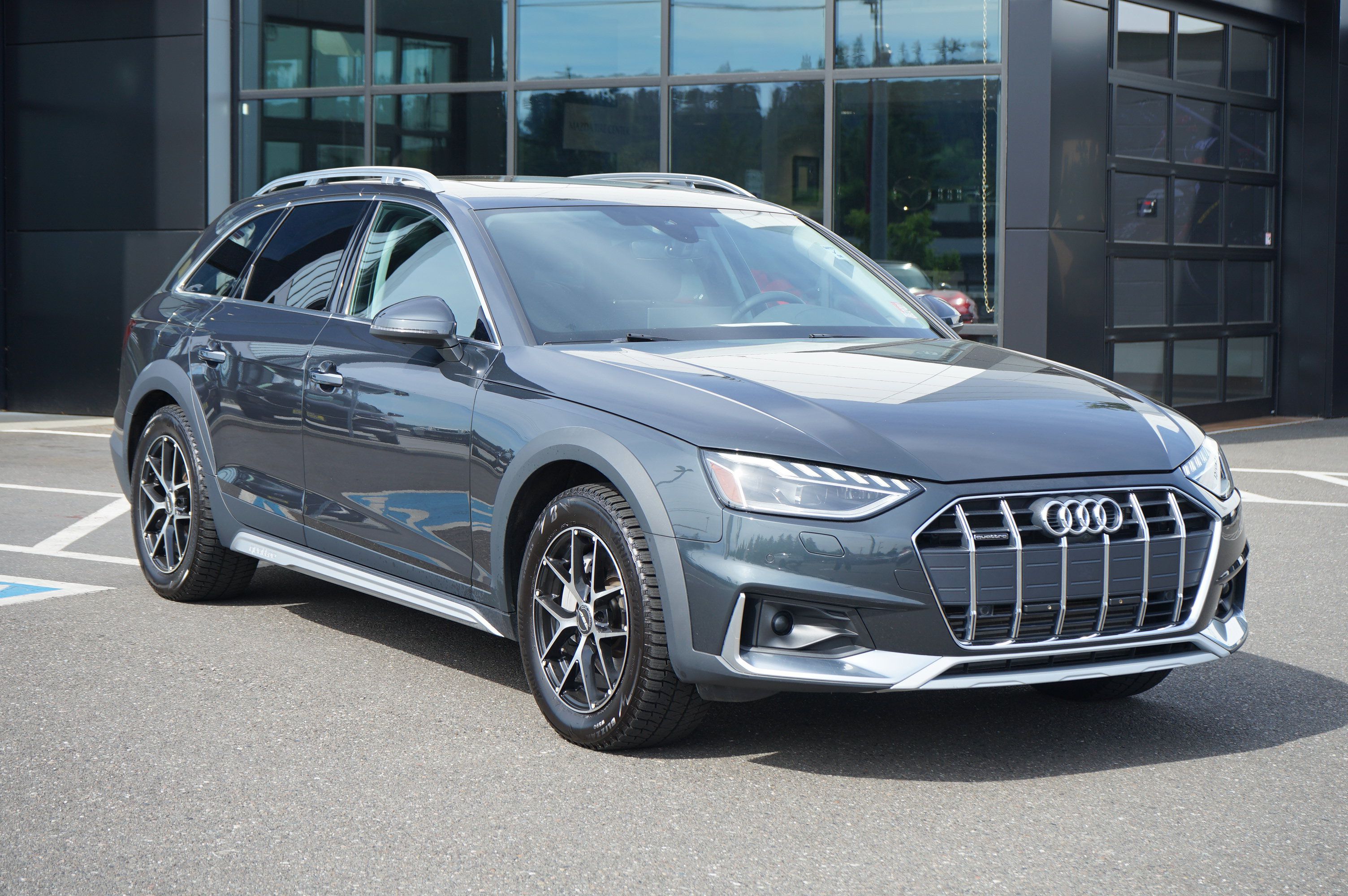 Used 2023 Audi A4 2.0T allroad Premium Plus AWD/4WD image 1