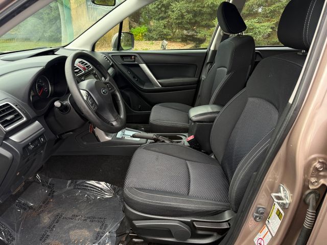 Used 2016 Subaru Forester 2.5i w/ Alloy Wheel Package AWD/4WD image 6