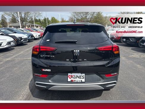 Used 2025 Buick Encore GX Preferred AWD/4WD image 6