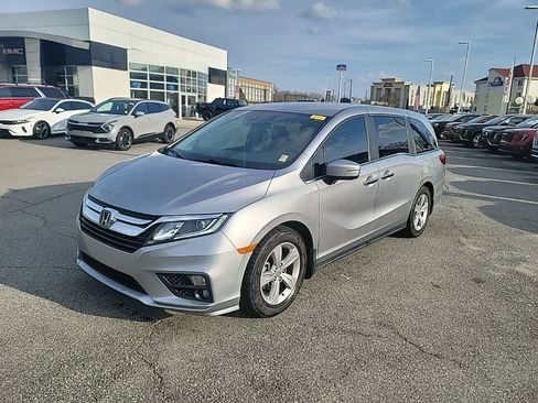 Used 2019 Honda Odyssey EX image 3