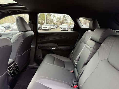 Used 2026 Lexus RX 350h w/ Accessory Package (Z1) image 18