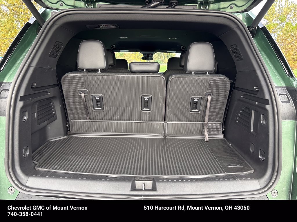 New 2027 Chevrolet Traverse LT w/ LPO, Floor Liner Package AWD/4WD image 28