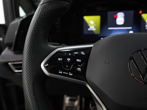 Used 2024 Volkswagen GTI SE FWD image 24