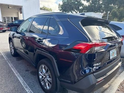 Used 2024 Toyota RAV4 XLE Premium FWD image 5