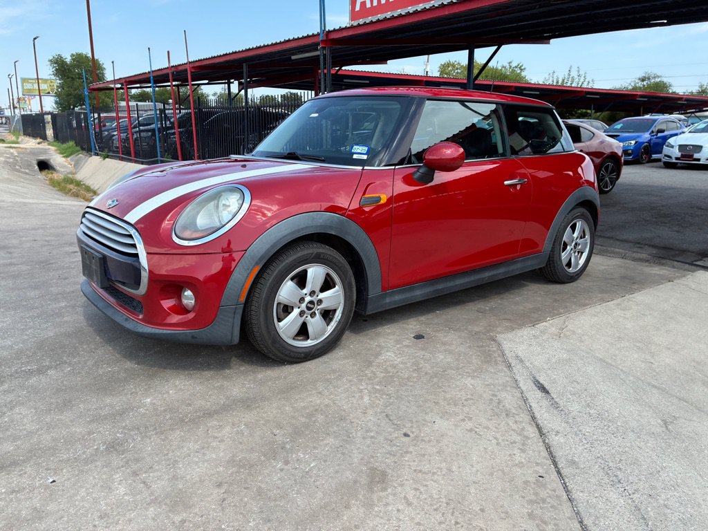 Used 2015 MINI Cooper 2-Door Hardtop FWD image 9