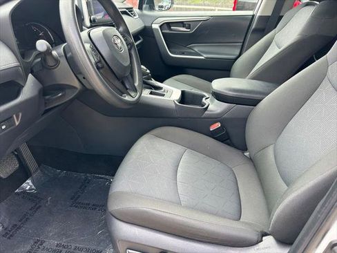 Certified 2025 Toyota RAV4 XLE FWD image 11