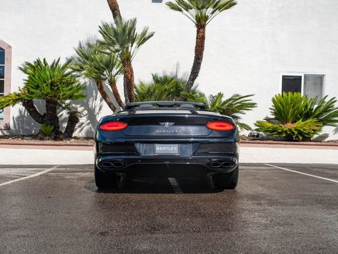 Used 2024 Bentley Continental GT S image 37
