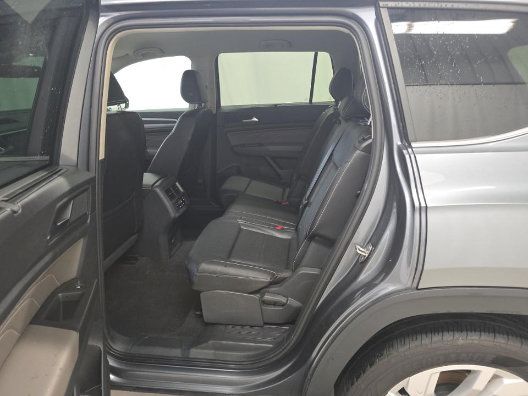Used 2023 Volkswagen Atlas SE AWD/4WD image 13