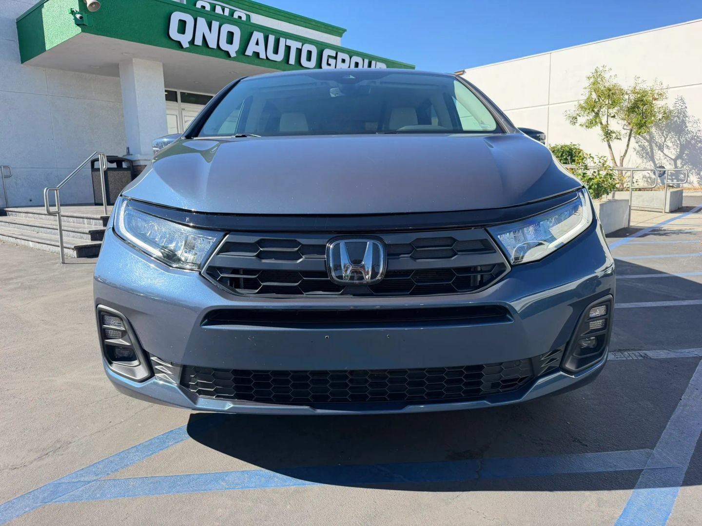 Used 2025 Honda Odyssey EX-L image 3
