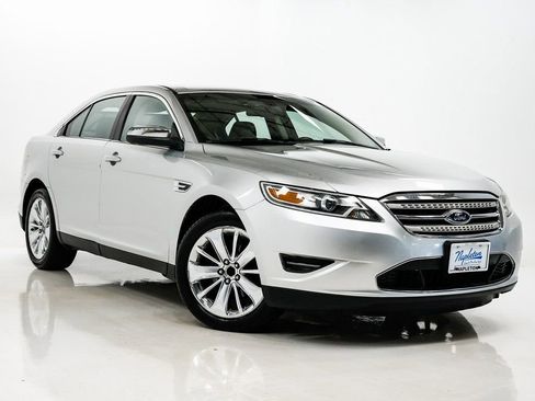Used 2010 Ford Taurus Limited image 5