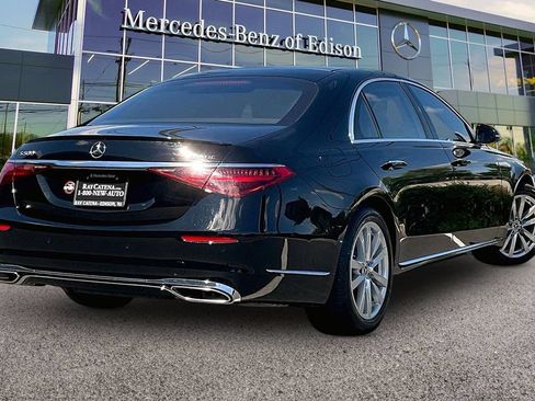 Certified 2023 Mercedes-Benz S 500 4MATIC image 7