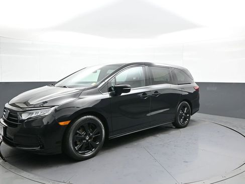 Certified 2023 Honda Odyssey Sport image 10