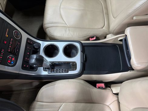 Used 2011 GMC Acadia SLT image 35