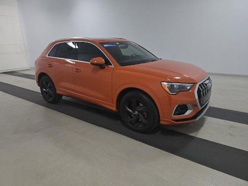 Used 2020 Audi Q3 2.0T Premium image 3