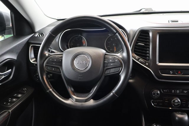 Used 2020 Jeep Cherokee Trailhawk w/ Cold Weather Group AWD/4WD image 14