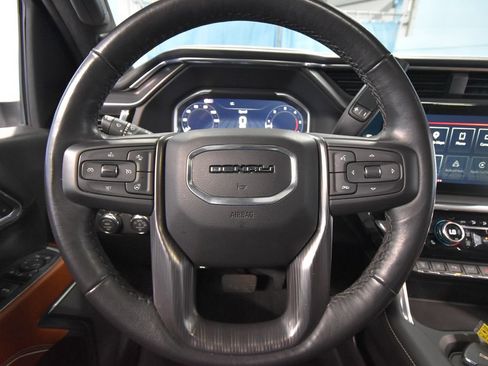 Used 2024 GMC Sierra 2500 Denali Ultimate AWD/4WD image 11