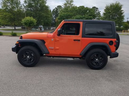 Used 2020 Jeep Wrangler Sport AWD/4WD image 6