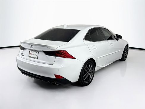 Used 2019 Lexus IS 300 F Sport image 12