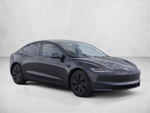 Used 2025 Tesla Model 3 Long Range RWD image 3