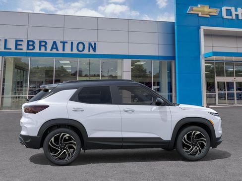 New 2026 Chevrolet TrailBlazer RS w/ Convenience Package AWD/4WD image 5