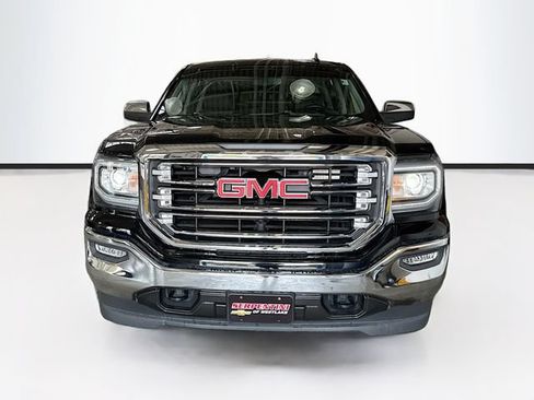 Used 2018 GMC Sierra 1500 SLT w/ SLT Premium Package AWD/4WD image 4