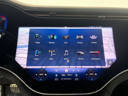 Used 2024 Mercedes-Benz EQE AMG 4MATIC SUV image 17