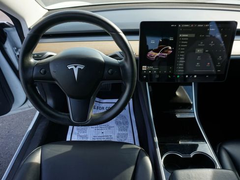 Used 2019 Tesla Model 3 Long Range image 19