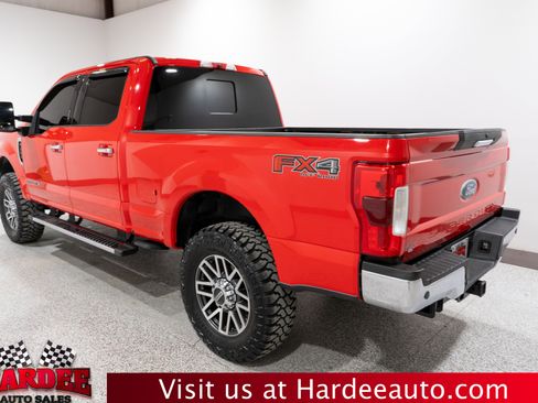 Used 2018 Ford F250 XLT w/ XLT Premium Package image 3