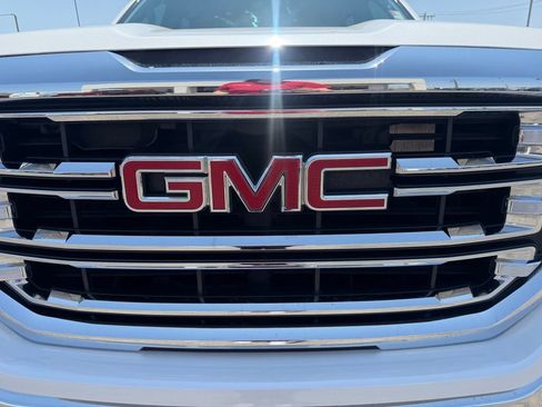 Used 2018 GMC Sierra 1500 SLT w/ Texas SLT Premium Package RWD image 7