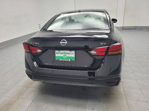Used 2024 Nissan Altima 2.5 SV image 7