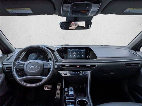 Used 2021 Hyundai Sonata SEL Plus w/ Winter Weather Package image 18