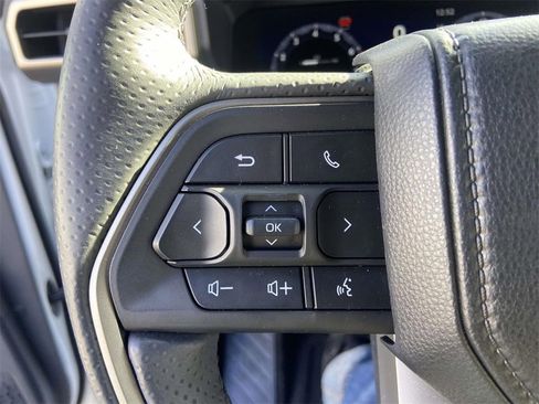 Used 2025 Toyota 4Runner TRD Off-Road image 28