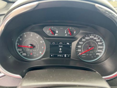 Used 2021 Chevrolet Malibu LT image 40