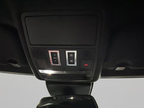 Used 2017 Jaguar XE R-Sport image 14