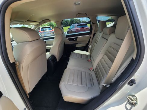 Used 2018 Honda CR-V LX image 16