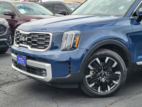 Used 2023 Kia Telluride SX image 3