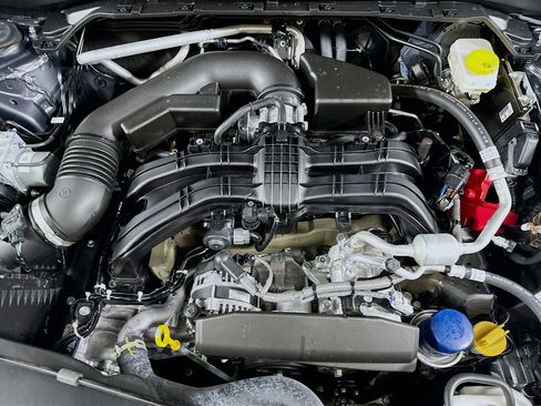 Used 2025 Subaru Forester image 31