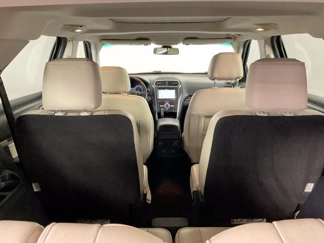 Used 2017 Ford Explorer Platinum AWD/4WD image 32